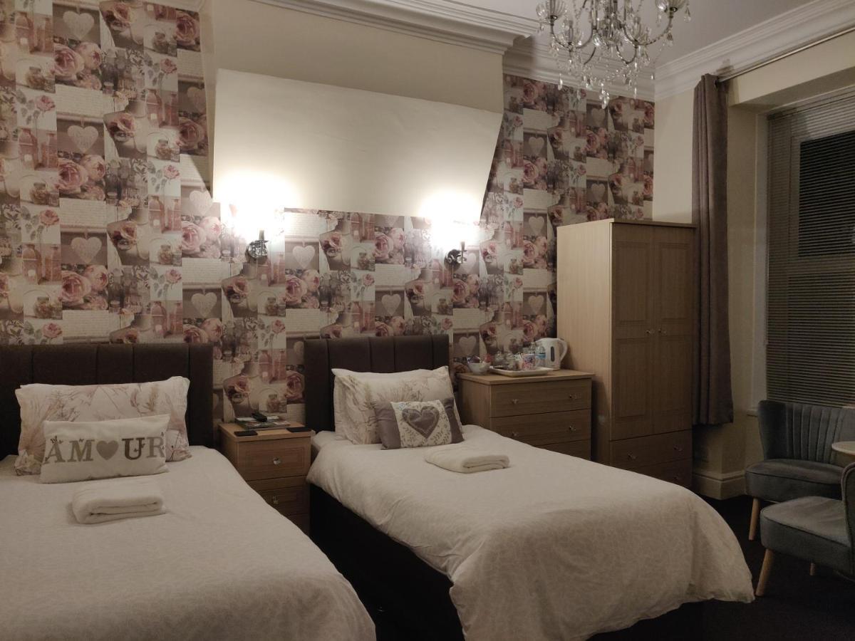 Hotel The Rosedene Llandudno Esterno foto